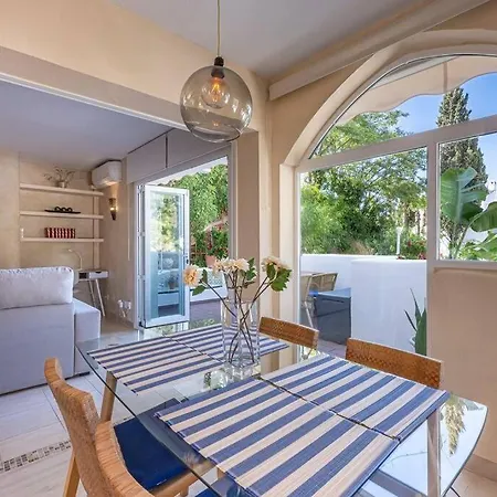 Apartment Quiet Near The Beach, Pool And Garden Marbella