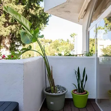 Quiet Near The Beach, Pool And Garden *