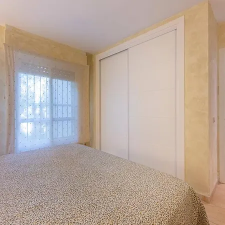Quiet Near The Beach, Pool And Garden Marbella