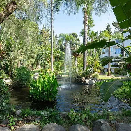 Quiet Near The Beach, Pool And Garden