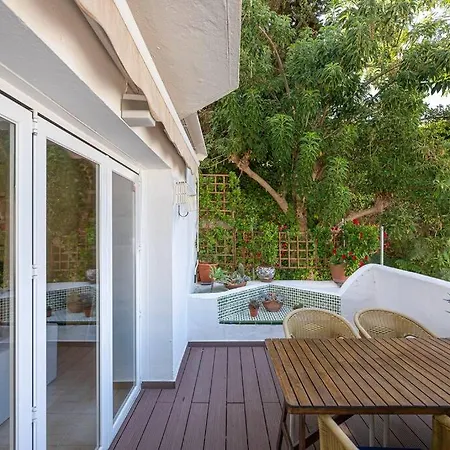 Quiet Near The Beach, Pool And Garden *